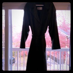 Full length men’s leather coat size large